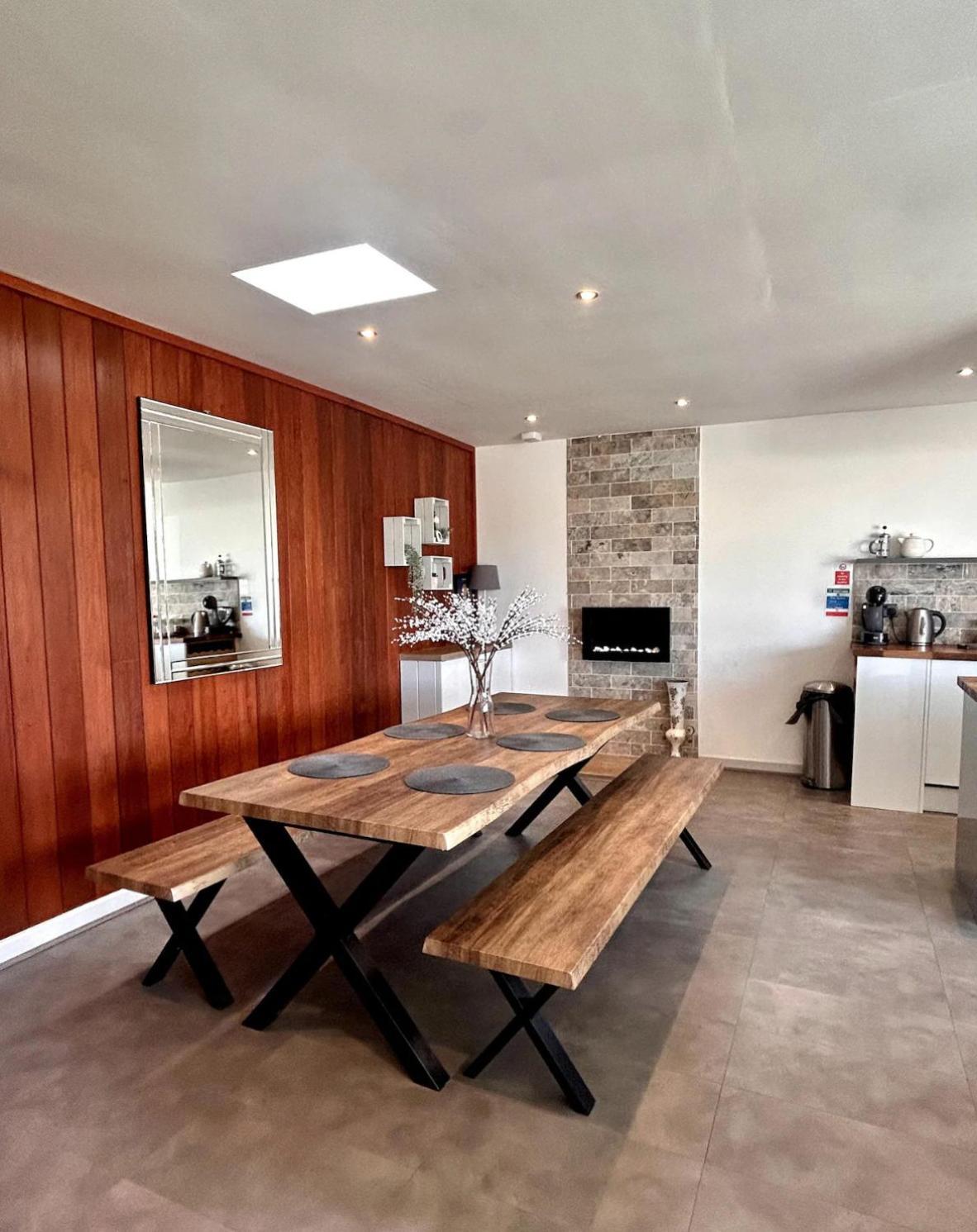 Clover Cottage Beeley المظهر الخارجي الصورة